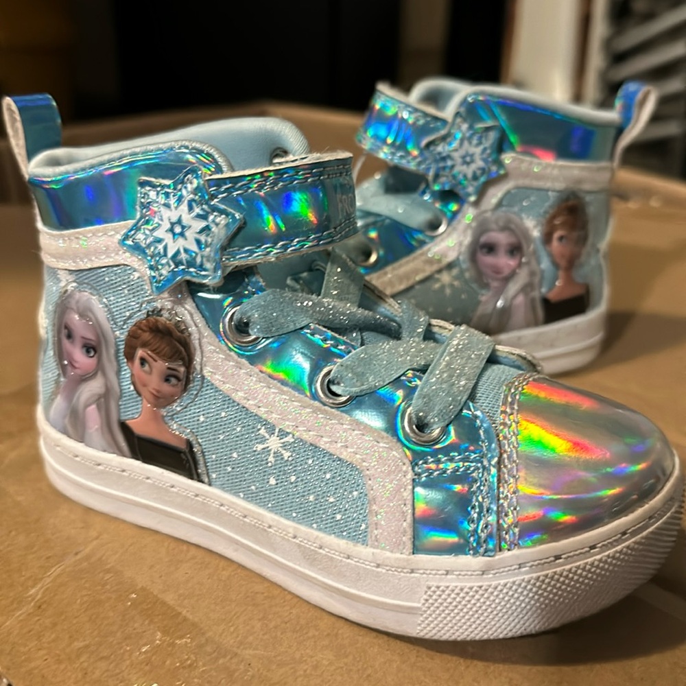 Disney Frozen girls boots